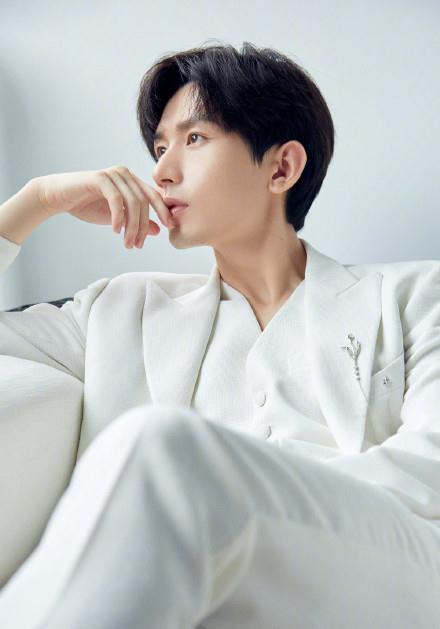 成毅娱乐吃瓜爆料,揭秘幕后吃瓜爆料真相